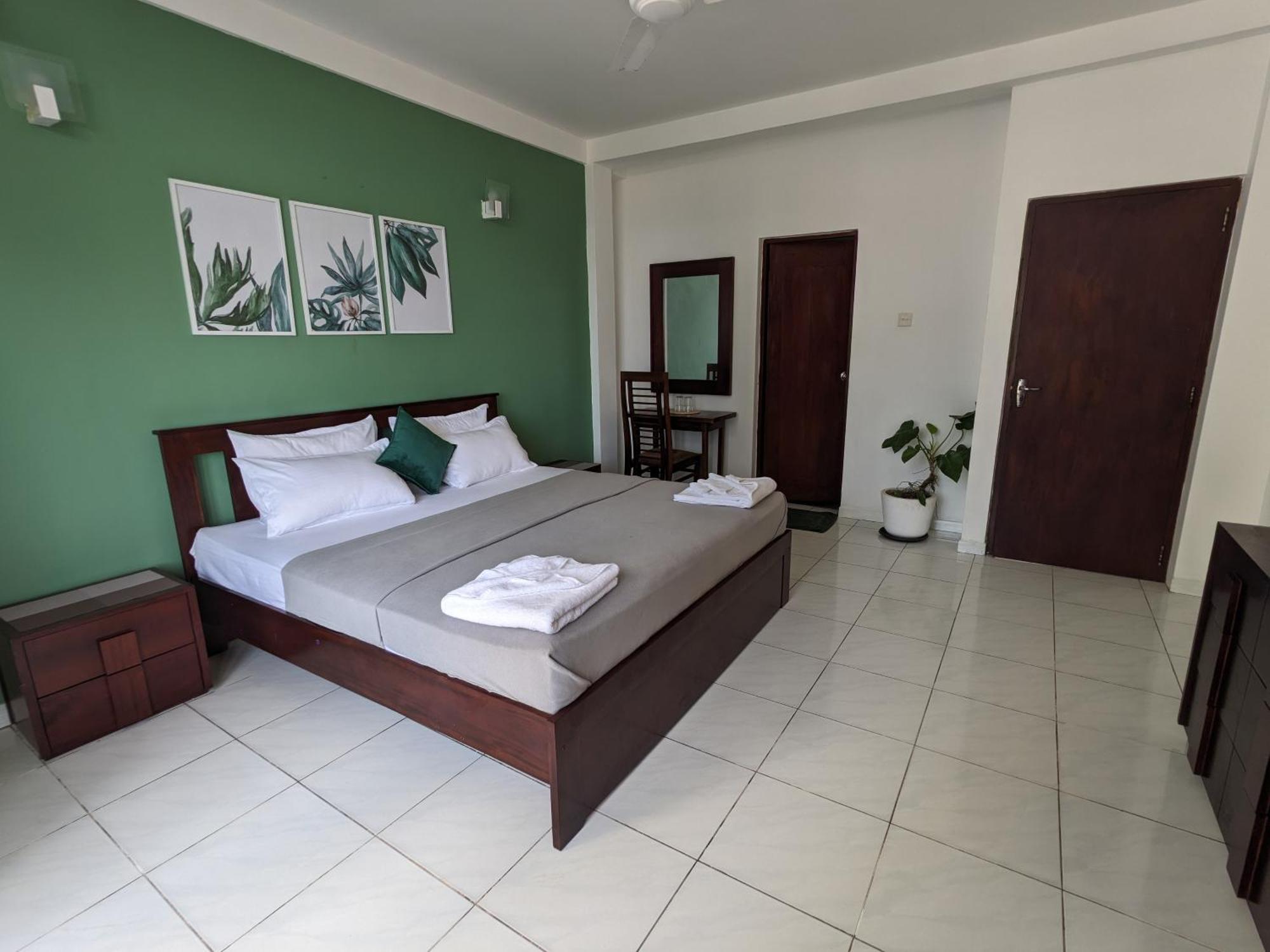 Palmyrah Residencies Hotel Colombo Exterior photo