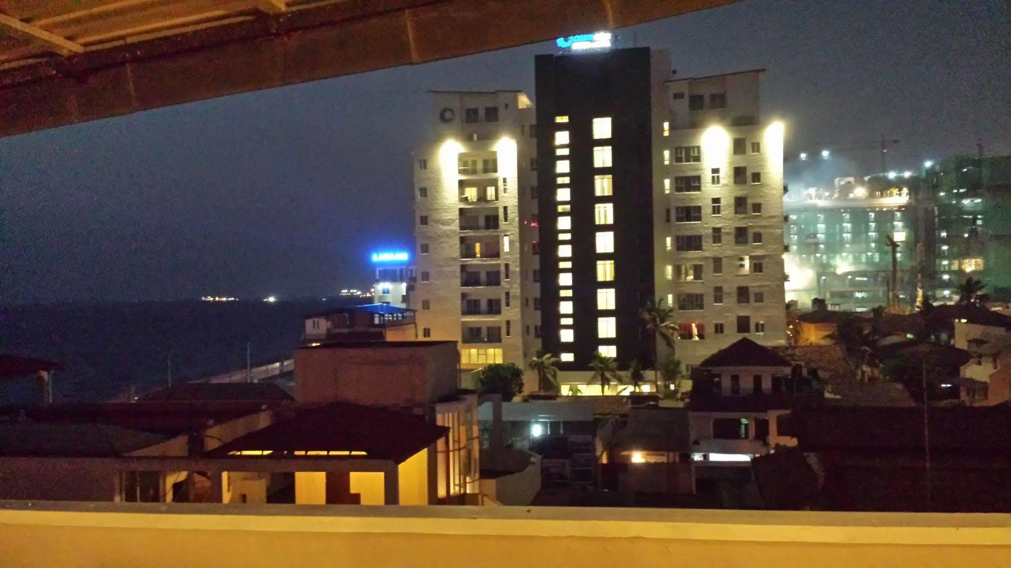 Palmyrah Residencies Hotel Colombo Exterior photo